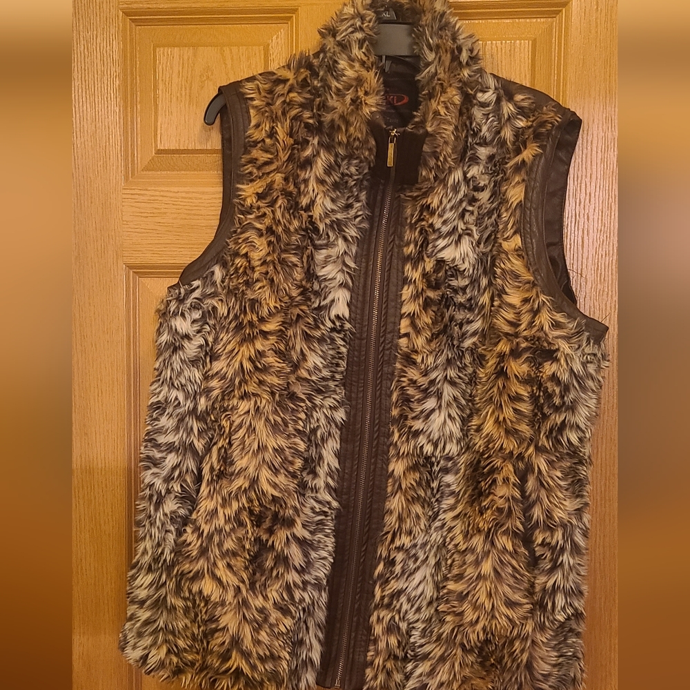 Faux Fur Vest, Brown, 2x